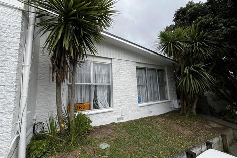 Photo of property in 2a Robson Street, Stokes Valley, Lower Hutt, 5019