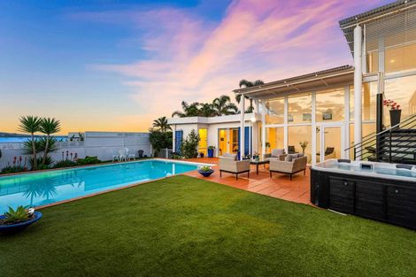 Photo of property in 100 Bramley Drive, Farm Cove, Auckland, 2012