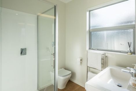 Photo of property in 17 Simpson Crescent, Raumati Beach, Paraparaumu, 5032