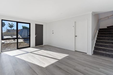 Photo of property in 8e Kent Road, Manurewa, Auckland, 2102