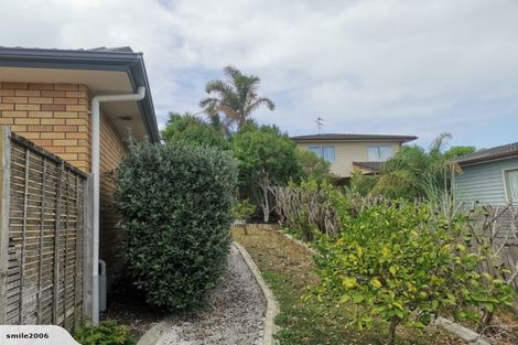 Photo of property in 6 Jelas Road, Red Beach, 0932