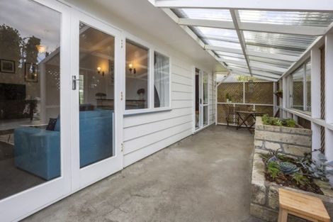 Photo of property in 3 Larsen Crescent, Tawa, Wellington, 5028