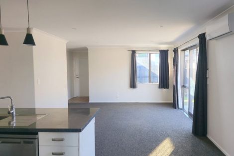 Photo of property in 61 Bert Wall Drive, Omokoroa, 3114