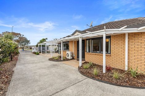 Photo of property in 676 Gloucester Road, Papamoa Beach, Papamoa, 3118