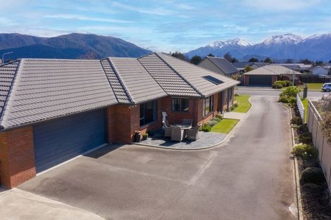 Photo of property in 7 Lawson Burrows Crescent, Te Anau, 9600
