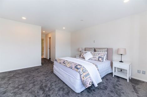 Photo of property in 25 Craigs Way, Hobsonville, Auckland, 0616