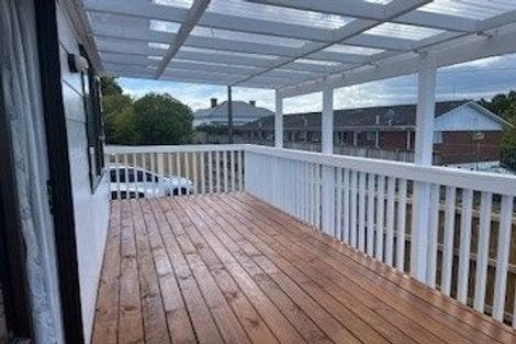 Photo of property in 1/40c West Coast Road, Glen Eden, Auckland, 0602