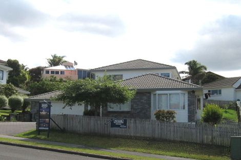Photo of property in 51 Lagoon Way, West Harbour, Auckland, 0618