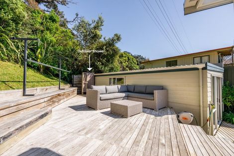 Photo of property in 205 Oakura Road, Oakura, Hikurangi, 0184