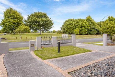 Photo of property in 39 Caversham Drive, Rototuna, Hamilton, 3210