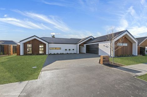 Photo of property in 21 Kingsdowne Drive, West Melton, 7618