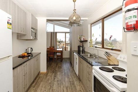 Photo of property in 19 Crompton Road, Massey, Auckland, 0614