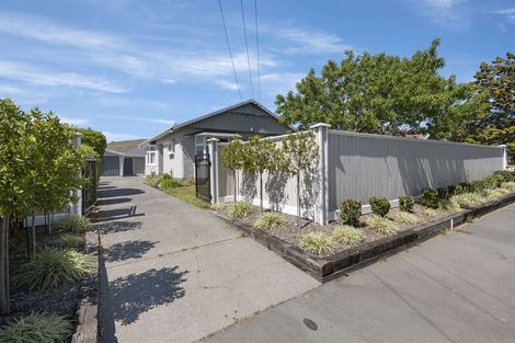 Photo of property in 30 Gamblins Road, Saint Martins, Christchurch, 8022