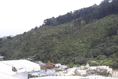 Photo of property in Summit Apartments, 29/184 Molesworth Street, Thorndon, Wellington, 6011