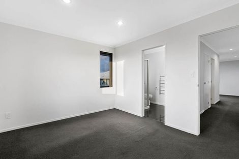 Photo of property in 24 Lane Cameron Place, Flat Bush, Auckland, 2019