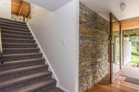 Photo of property in 215 Shaw Road, Titirangi, Auckland, 0604