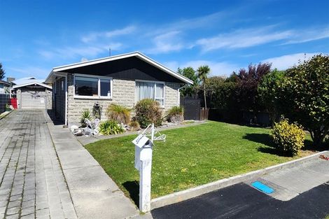 Photo of property in 27 Geddis Street, Rangiora, 7400