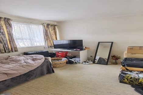 Photo of property in 395 Bucklands Beach Road, Bucklands Beach, Auckland, 2012