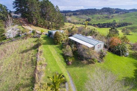 Photo of property in 277 Run Road, Wharehine, Wellsford, 0977