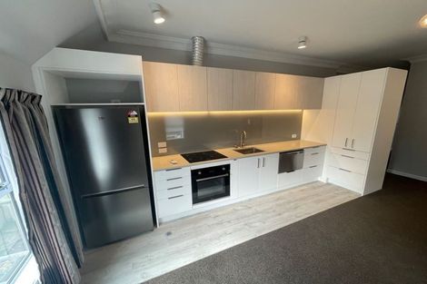 Photo of property in 42b Apu Crescent, Lyall Bay, Wellington, 6022