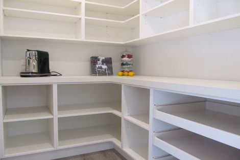 Photo of property in 15 Willoughby Place, Clyde, 9330