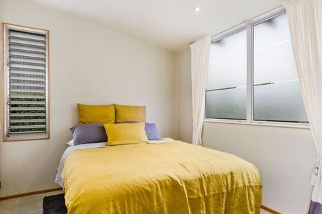 Photo of property in 32 Taumata Road, Omaha, 0986