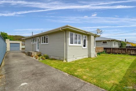 Photo of property in 14 Benge Crescent, Clouston Park, Upper Hutt, 5018