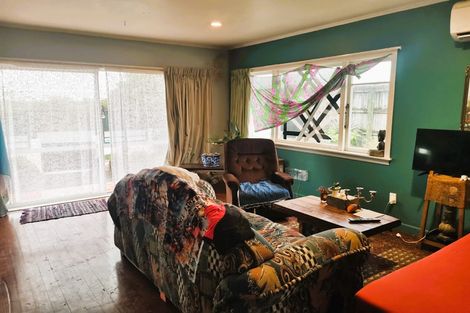 Photo of property in 32 Cove Road, Waipu, 0510