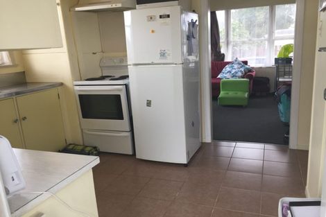 Photo of property in 2/67 Dale Crescent, Pakuranga, Auckland, 2010