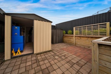 Photo of property in 6 Ashmore Drive, Frankleigh Park, New Plymouth, 4310