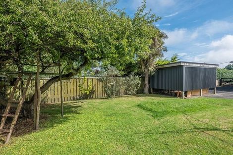 Photo of property in 2 Konini Grove, Raumati Beach, Paraparaumu, 5032