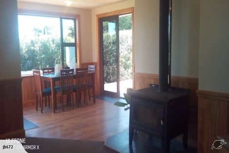 Photo of property in 18 Maclean Street, Glenavy, Waimate, 7980