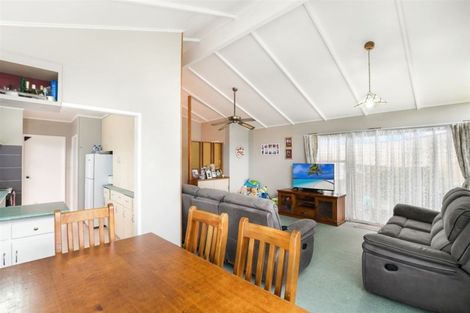 Photo of property in 12 Kohinoor Avenue, Mangere, Auckland, 2022