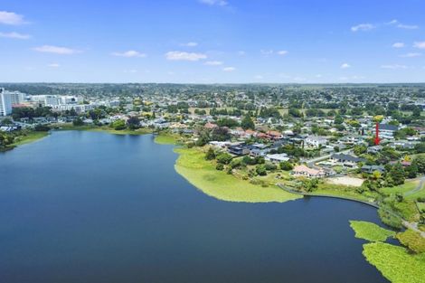 Photo of property in 114 Lake Crescent, Hamilton Lake, Hamilton, 3204