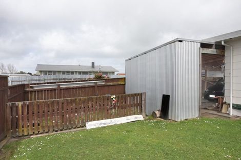 Photo of property in 23 Fergusson Street, Marton, 4710