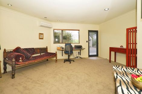 Photo of property in 21 Glen Cree Avenue, Rototuna, Hamilton, 3210