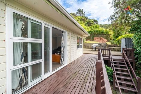 Photo of property in 12 Waipuna Grove, Stokes Valley, Lower Hutt, 5019
