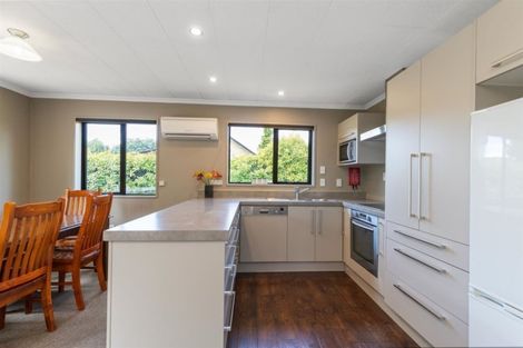 Photo of property in 144 Beacon Point Road, Wanaka, 9305