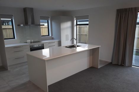 Photo of property in 11 Romney Drive, Belfast, Christchurch, 8051