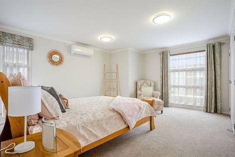 Photo of property in 6 Vincent Lane, Hobsonville, Auckland, 0616