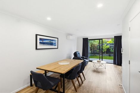 Photo of property in 7 Wharara Lane, Massey, Auckland, 0614