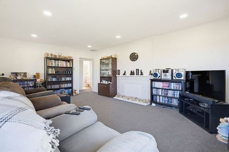 Photo of property in 5 Minifie Avenue, Melville, Hamilton, 3206