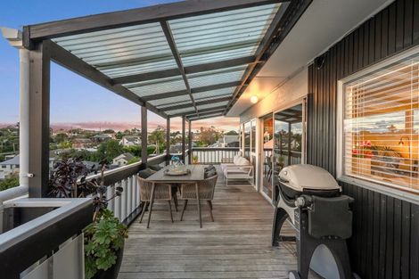 Photo of property in 1/23 Hart Road, Hauraki, Auckland, 0622