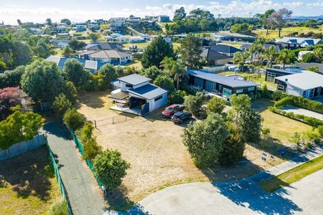 Photo of property in 12 Ti Tree Place, Mangawhai Heads, Mangawhai, 0505