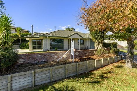 Photo of property in 30 Summerhaven Place, Ohauiti, Tauranga, 3112