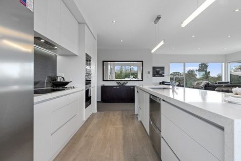 Photo of property in 67 Braid Road, St Andrews, Hamilton, 3200