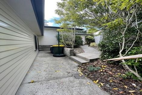 Photo of property in 10a Rena Place, West Harbour, Auckland, 0618