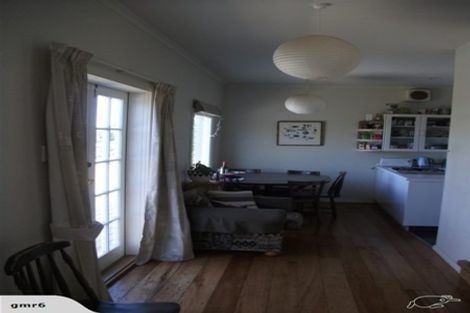 Photo of property in 6 Thorby Street, Northland, Wellington, 6012