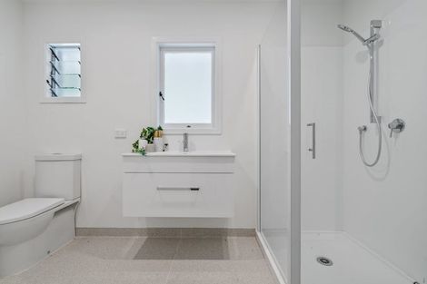 Photo of property in 47 Grande Vue Road, Hillpark, Auckland, 2102