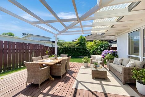 Photo of property in 1/20 Tamaki Bay Drive, Pakuranga, Auckland, 2010